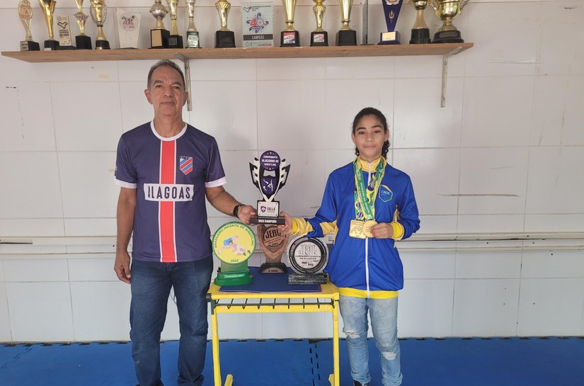 Estudantes da rede estadual conquistam medalhas inéditas para Alagoas no Wrestling