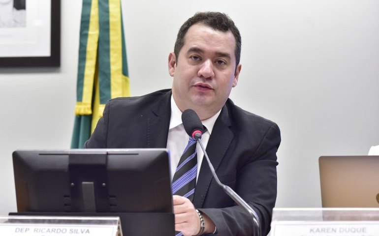 Relator da CPI das Pirâmides pede o indiciamento de Ronaldinho Gaúcho, Faraó dos Bitcoins e sócios da 123Milhas