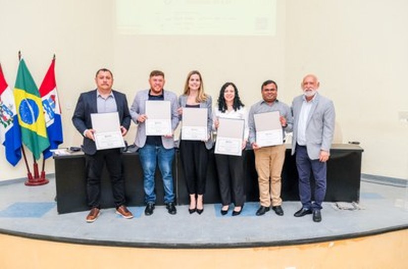Ufal reúne comunidade científica durante diplomação de novos membros da ABC