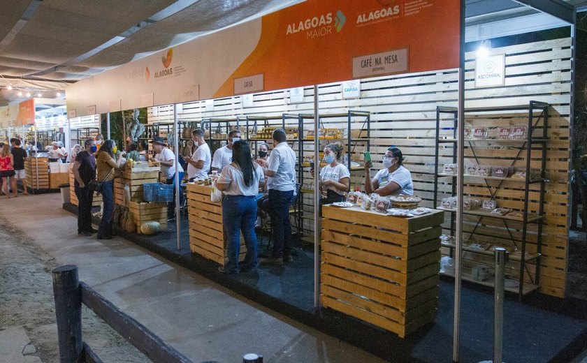 Grupos Produtivos do Programa Alagoas Maior expõem produtos no estande do Sebrae na Expoagro