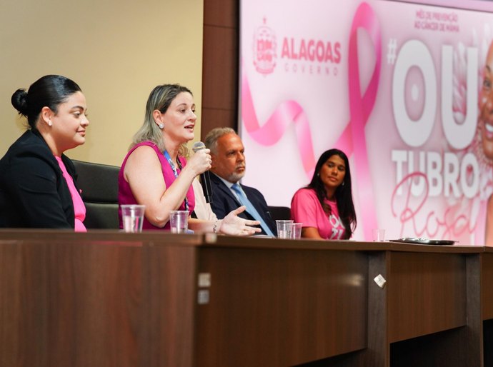 Outubro Rosa: Sesau abre campanha e destaca importância do diagnóstico precoce do câncer de mama