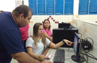 Educação: Programa Escola Web transforma escolas da rede
