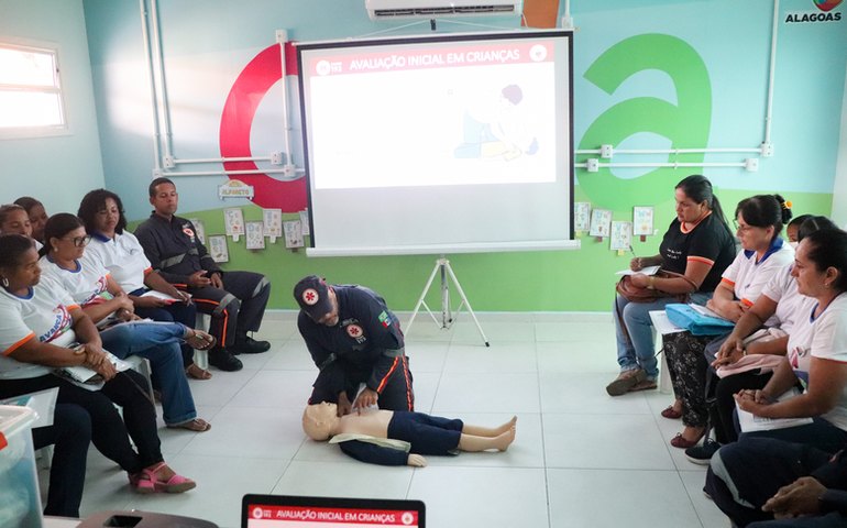 Belo Monte recebe treinamento do projeto Creche Segura