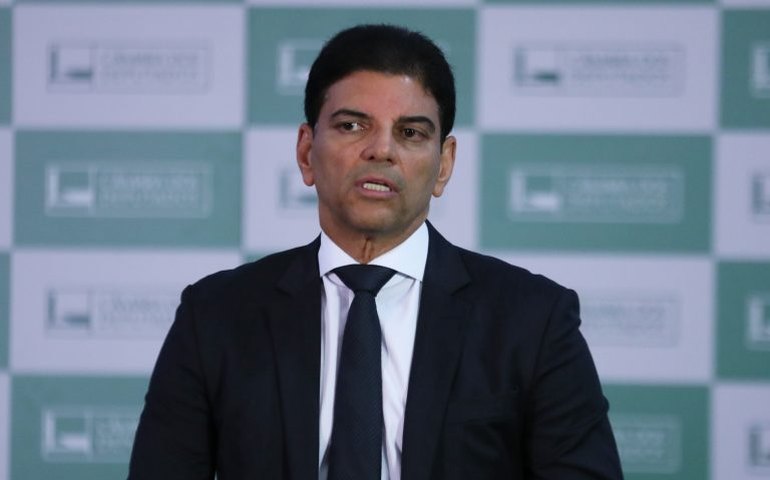 Relator do novo regime fiscal se diz independente e reforça prioridade da matéria na Casa