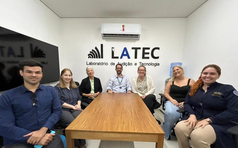 Professores dos EUA visitam Uncisal para acompanhar estudo sobre Síndrome Congênita do Zika Vírus