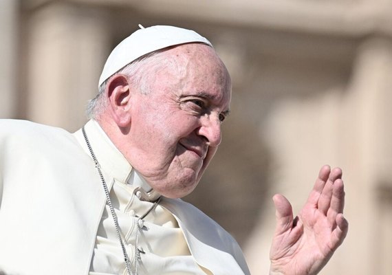 Papa Francisco se reúne com familiares de reféns israelenses no Vaticano