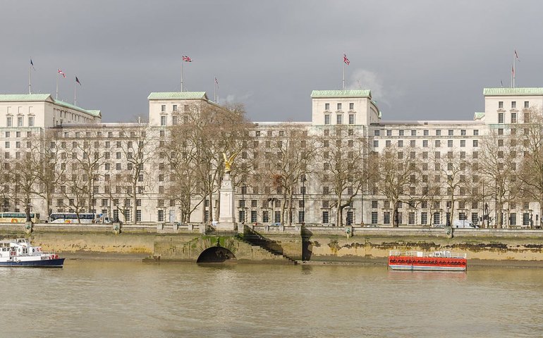 Reino Unido recrutará pessoas com transtornos e autismo devido à falta de recrutas, diz mídia