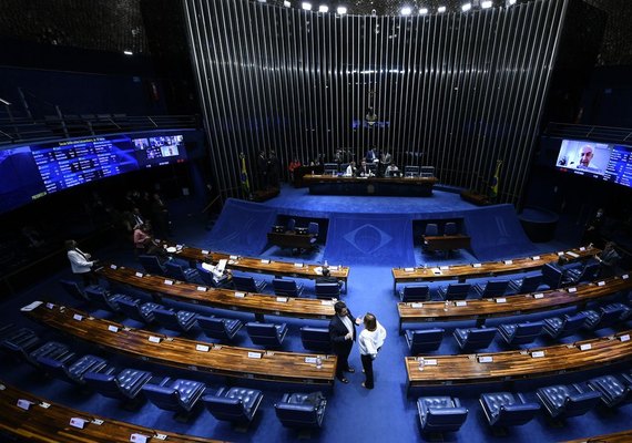 Senado aprova PEC da Anistia, com renegociação de dívidas partidárias