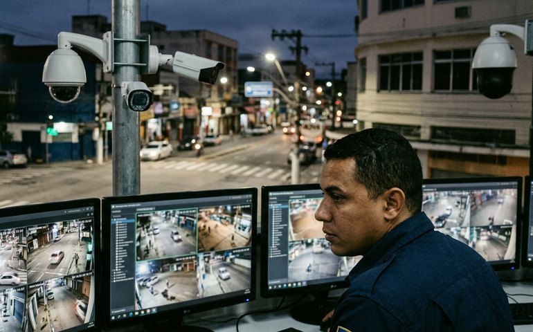 Nova Iguaçu amplia monitoramento urbano com 350 novas câmeras inteligentes
