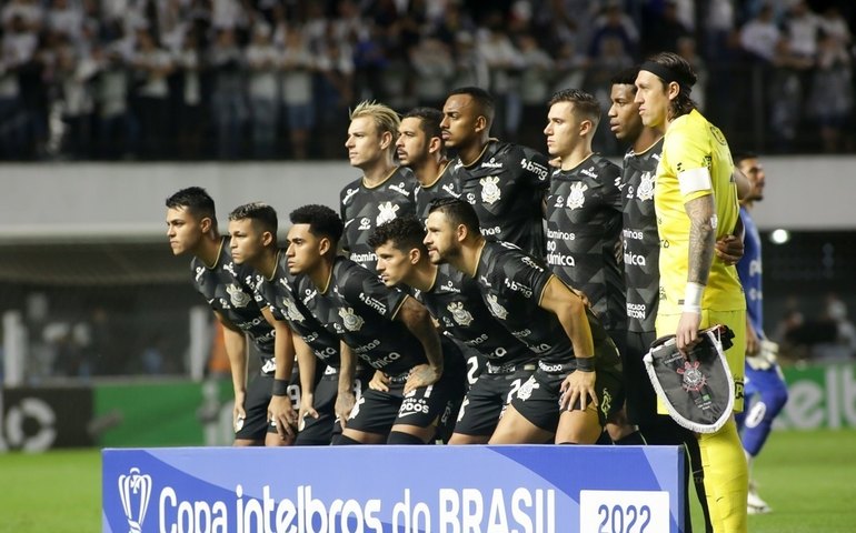Corinthians perde do Santos, mas avança às quartas de final da Copa do Brasil