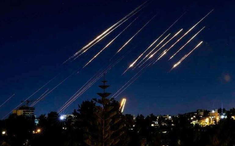 Israel enfrenta escassez de interceptadores de mísseis balísticos em meio ao conflito com o Irã