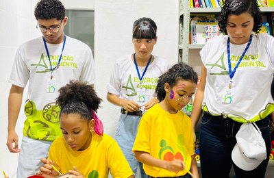 Crianças do Selma Bandeira participam de ações de educação ambiental