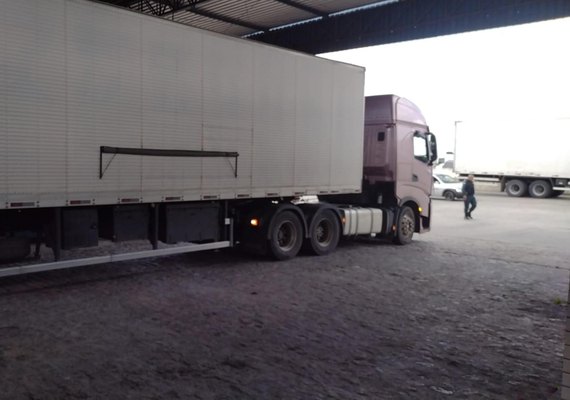 Sefaz intercepta 8 toneladas de charque sem nota fiscal em Alagoas