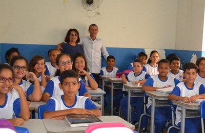 Educação de Anadia recebe prêmio Prêmio de Qualidade Professor Ib Gatto Falcão
