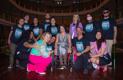 Teca Nelma participa de abertura da Semana Estadual da Pessoa com Deficiência Intelectual e Múltipla
