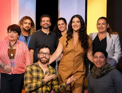 Cena-Musical-TV-Brasil-apresentadora-Bia-Aparecida-e-parte-da-equipe-Credito-Fernando-Frazao-Agencia-Brasil.jpg 