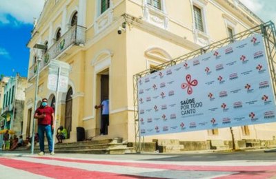 Penedo tem Dia D de vacinação contra Covid no centro da cidad