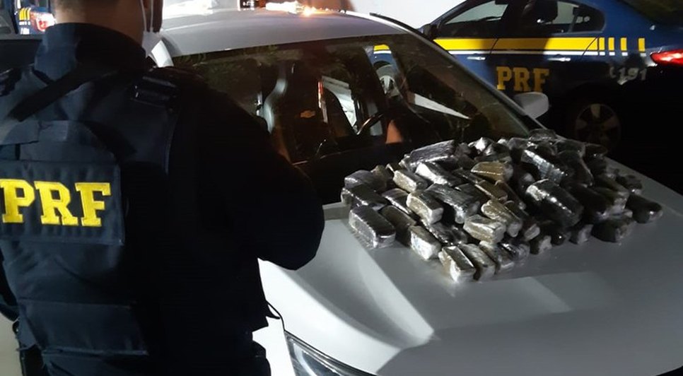 Suspeito é preso em flagrante com cerca de 30 quilos de haxixe em Umbaúba