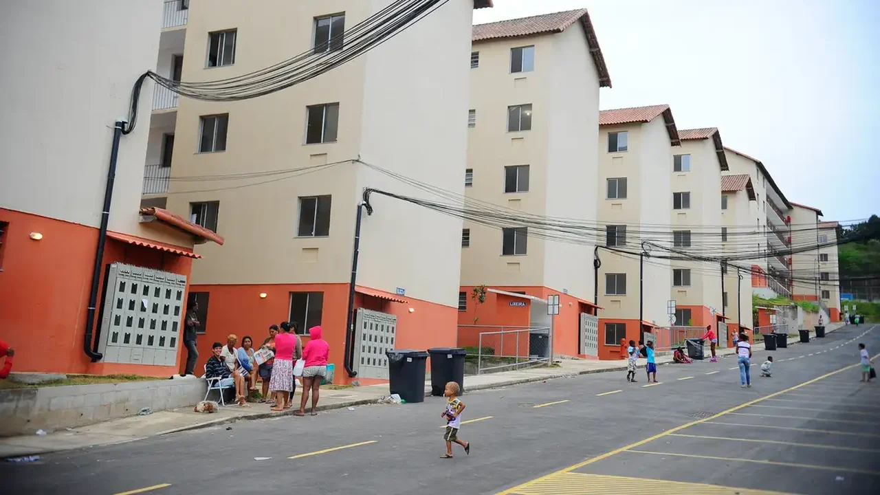 FGTS aprova orçamento de R$ 144,5 bilhões para habitação em 2027