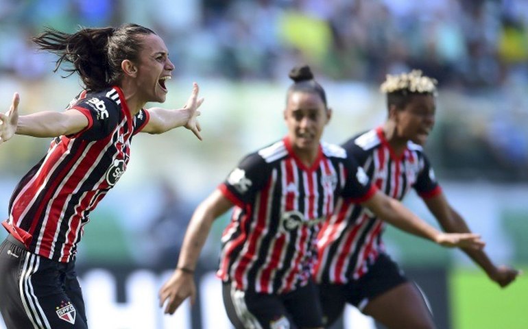 Petrobras irá patrocinar campeonatos paulistas de futebol feminino