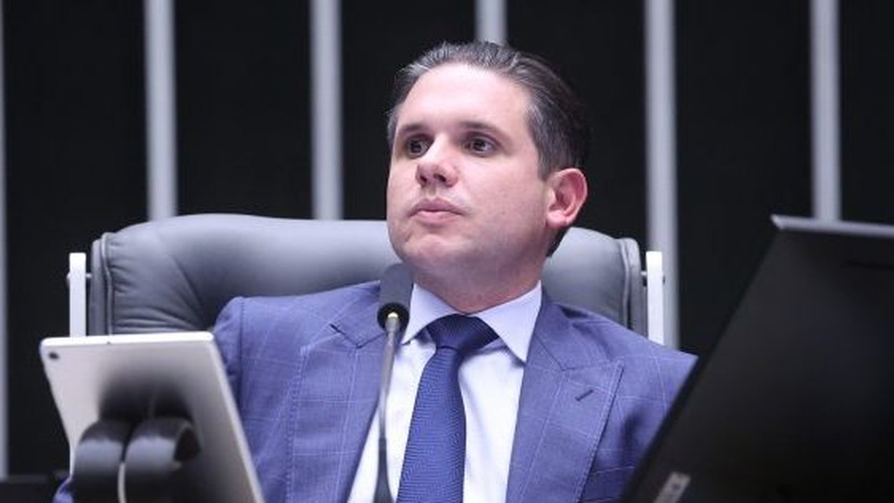 Hugo Motta destaca aprovação quase unânime de novo limite para enquadramento de MEI