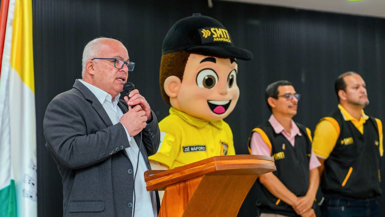 SMTT comemora Maio Amarelo com conscientização sobre trânsito seguro
