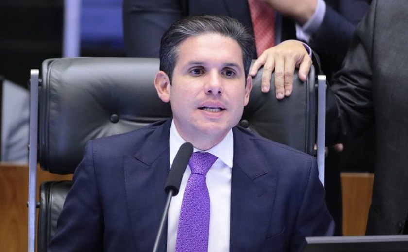 Motta quer votar projeto do Senado sobre proteção às crianças em ambiente digital já na próxima semana