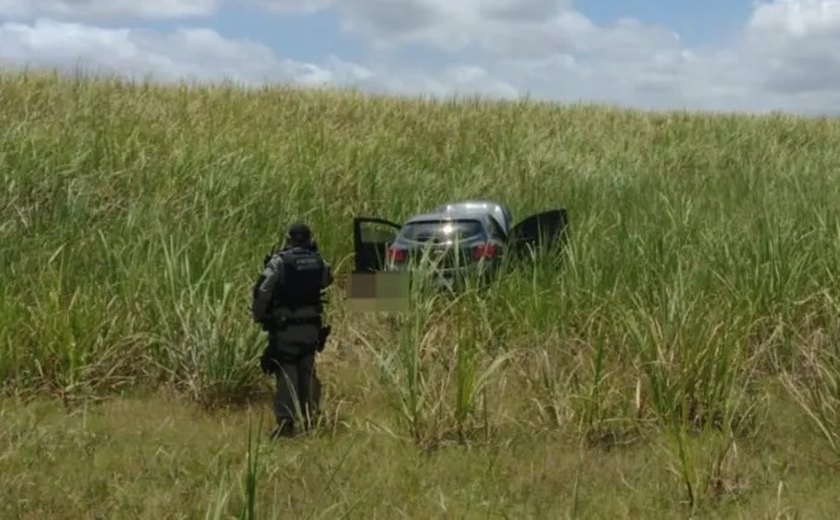 PM encontra motorista de aplicativo morto e seminu dentro do carro no Benedito Bentes