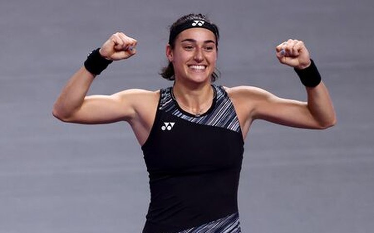 Sabalenka decide Stuttgart pelo 3º ano seguido em reedição de final de 2022 com Swiatek
