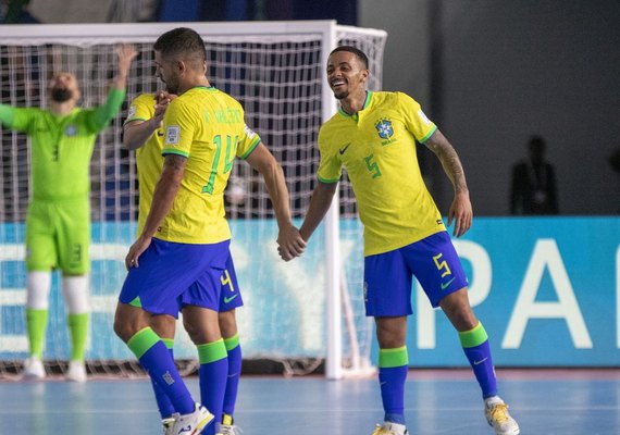 Futsal: Brasil goleia Costa Rica e chega às quartas da Copa do Mundo