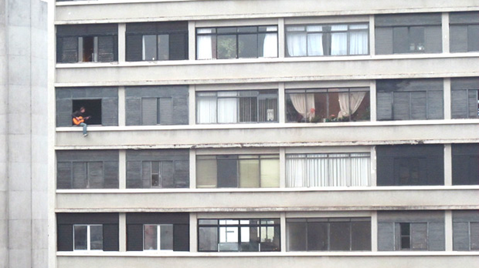 Nudez em apartamento