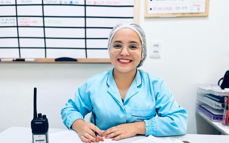 Nutricionista do Hospital Ib Gatto orienta sobre hidratação e alimentação após o Carnaval