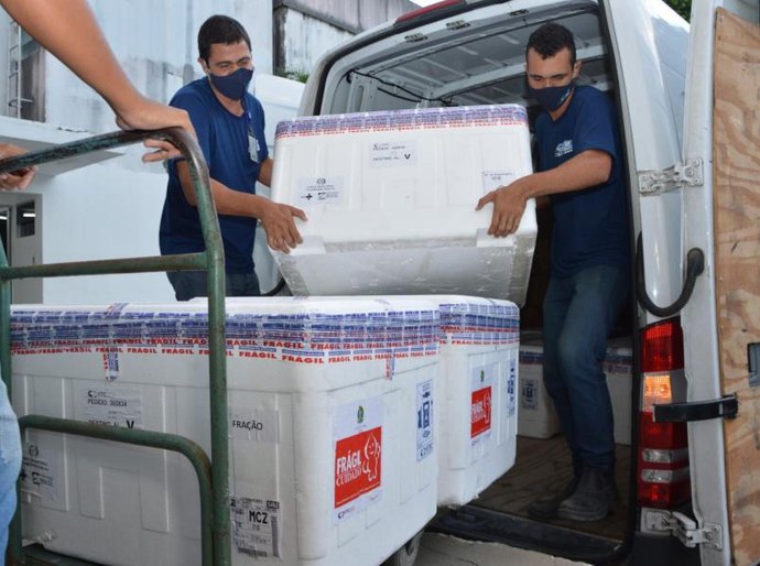 Alagoas recebe 51.930 novas doses de vacinas contra Covid-19