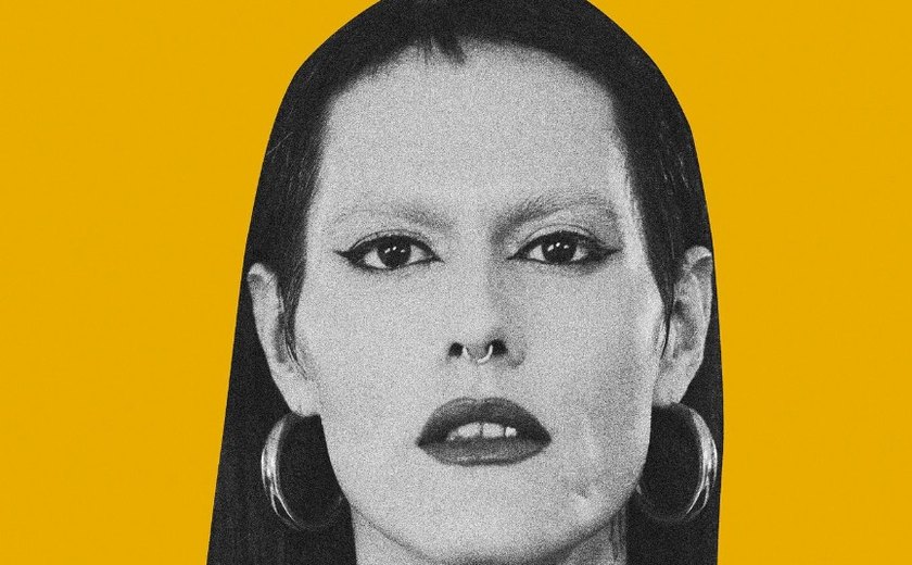 Filipe Catto lança disco em homenagem a Gal Costa e fala da  transição: ‘Sair da binariedade foi como fugir de hospício’
