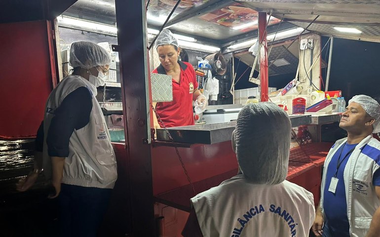 Vigilância Sanitária de Maceió leva ação educativa no encerramento do São João Massayó