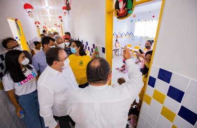 Prefeitura de Arapiraca entrega creche ampliada e requalificada em Mangabeiras