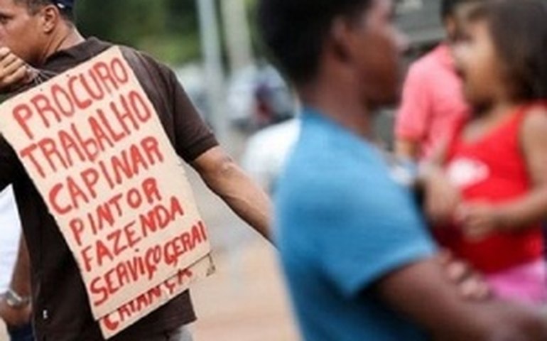 Taxa de informalidade atinge 57% no Maranhão e segue alta no Pará e Piauí, aponta IBGE