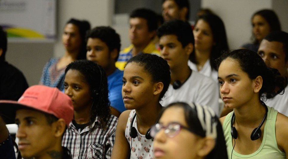 JOVENS Fernando Frazão Agência Brasil