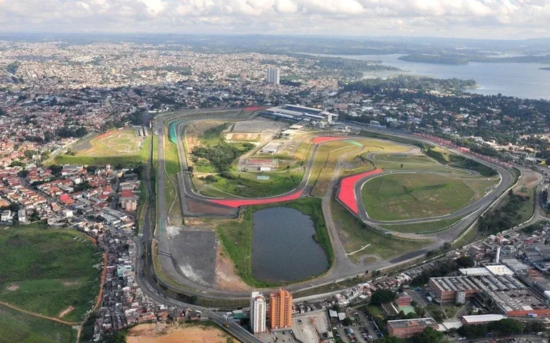 GP de São Paulo de F-1 fará homenagem a Senna com McLaren histórica em Interlagos