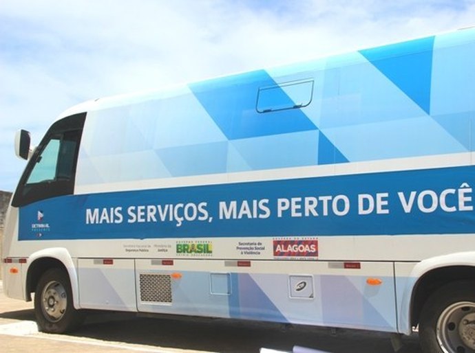 Detran Presente atende população da Barra de São Miguel