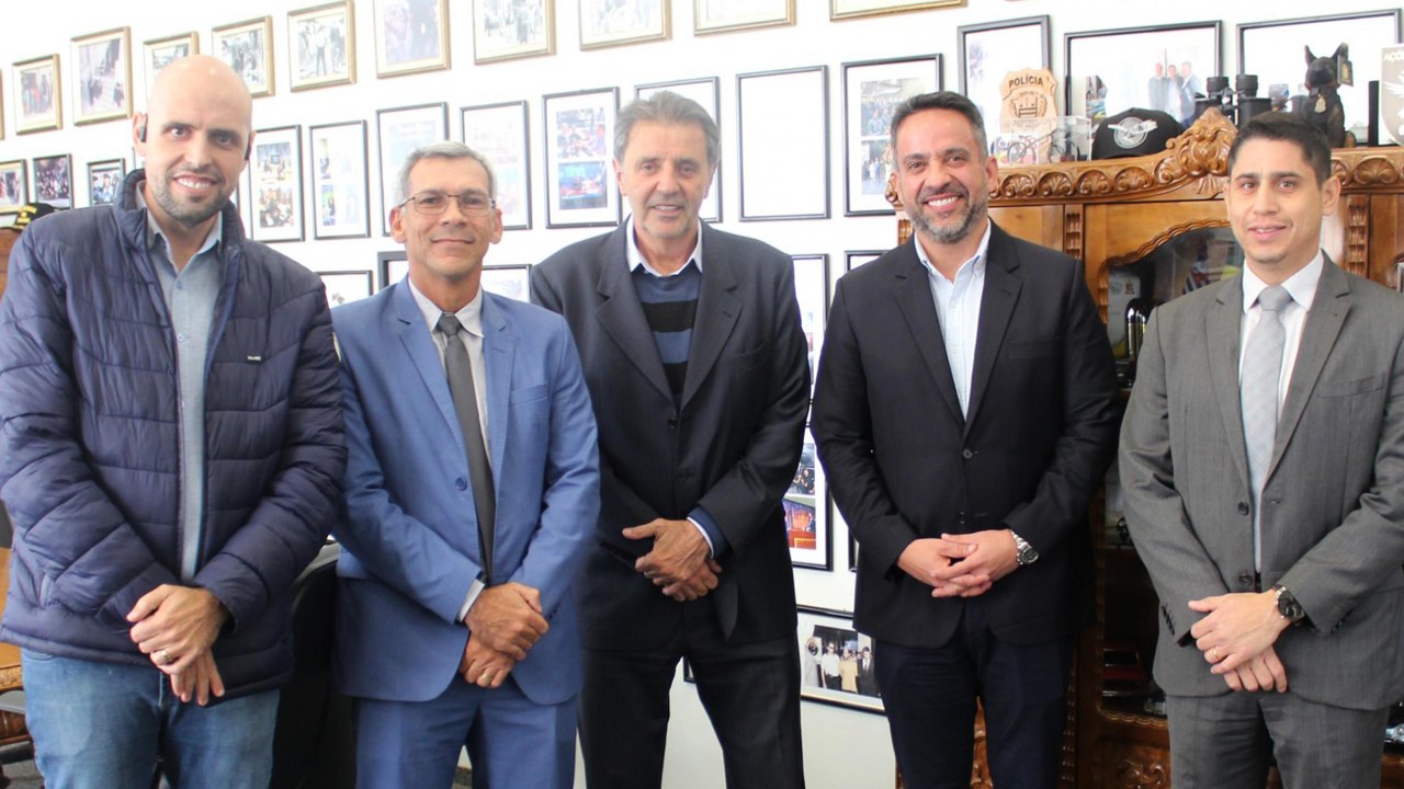 Paulo Dantas conhece programas de segurança e assistência social na SSP de São Paulo