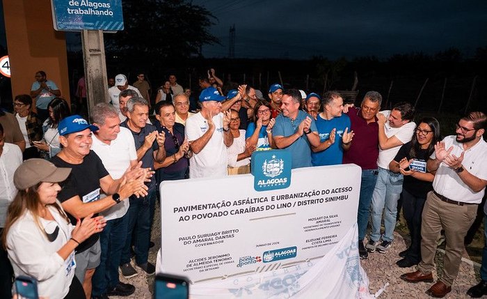 Renan Filho destaca programa que levou desenvolvimento e asfalto a mais de 85 povoados de AL