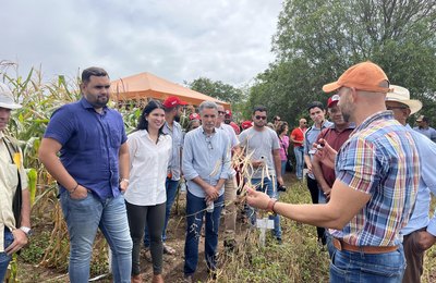Seagri realiza dia de campo no Centro Xingó de Convivência com o Semiárido