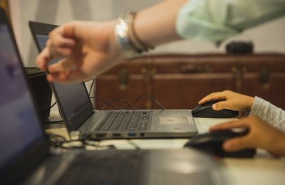 15/10, Dia do Professor: na era da IA, ensinar nunca foi tão desafiador