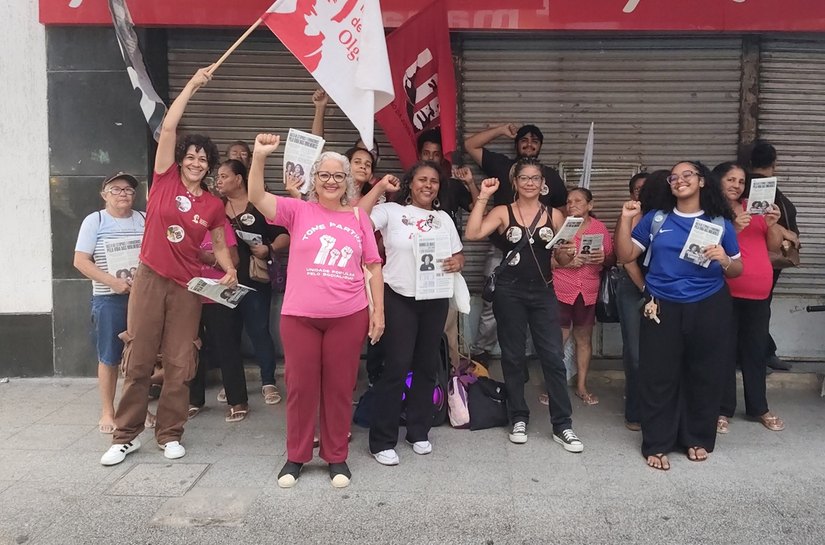 Candidata ao Governo de Alagoas, Lenilda Luna (UP) participa de ato contra o feminicídio no Centro de Maceió