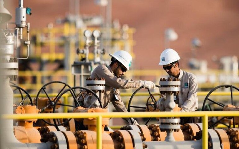 Arábia Saudita reduz produção de petróleo em meio a tensões no Oriente Médio