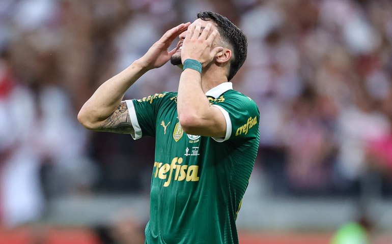 Piquerez usa rede social após perder pênalti na Supercopa: 'Covardes não fazem história'