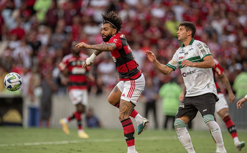 Brasileiro: Flamengo visita o Coritiba no Couto Pereira