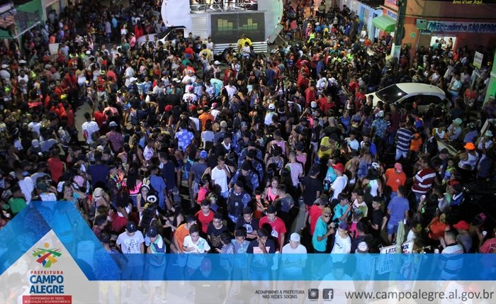 Festa de Momo também conta com shows noturnos