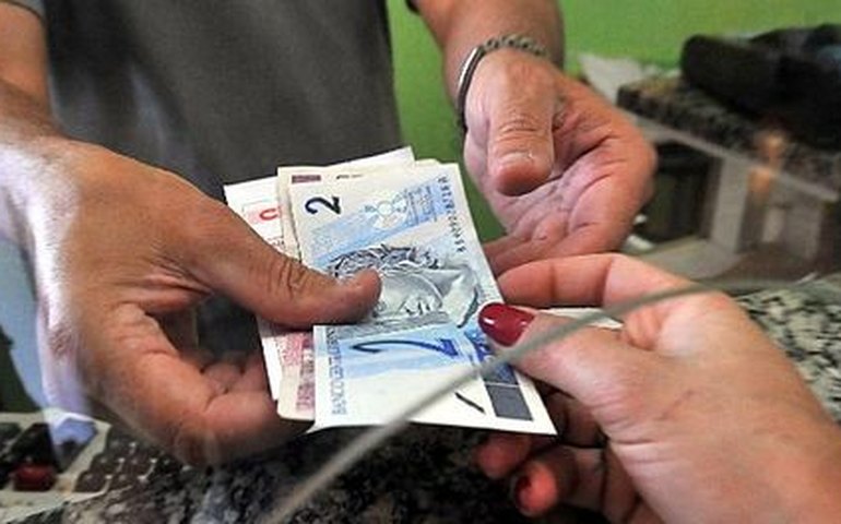 Poupança começa 2014 com saldo de R$ 1,74 bilhão em janeiro
